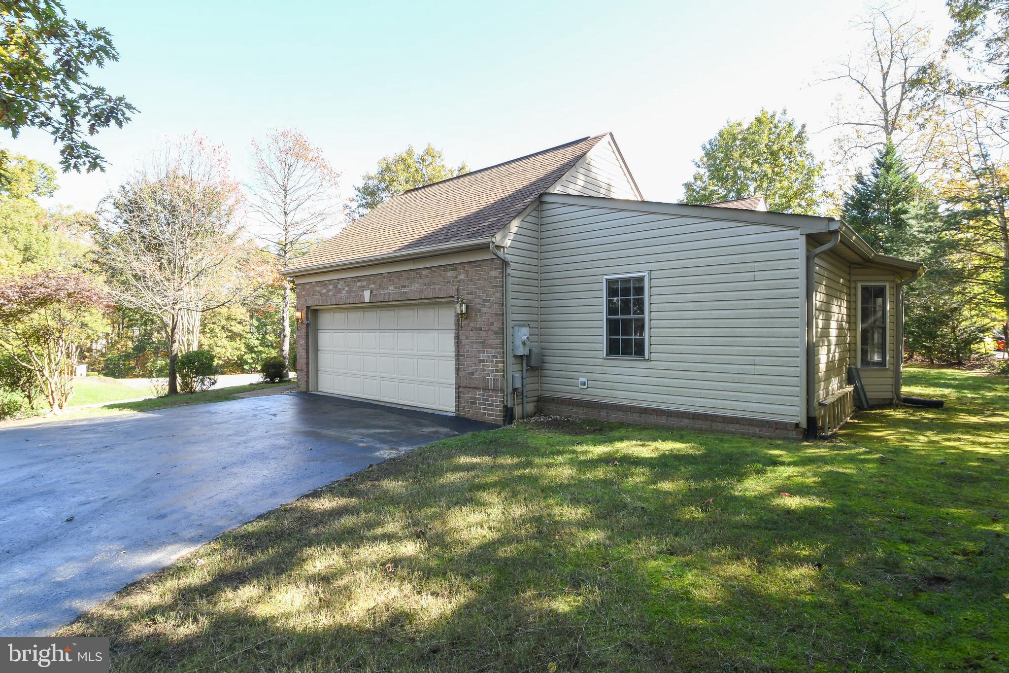 COLECHESTER VILLAGE - Residential