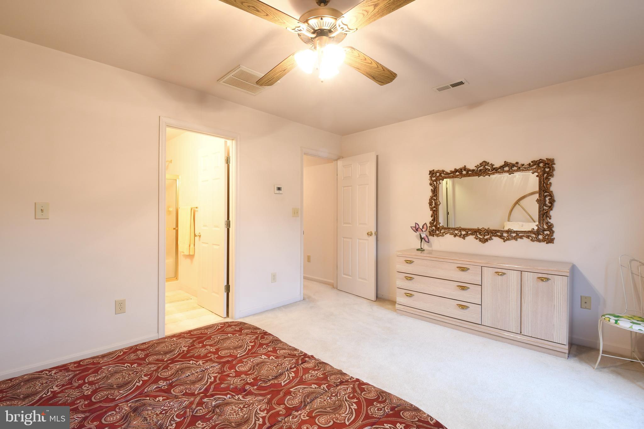 COLECHESTER VILLAGE - Residential