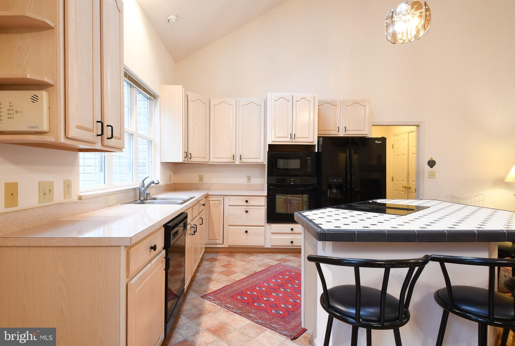 COLECHESTER VILLAGE - Residential