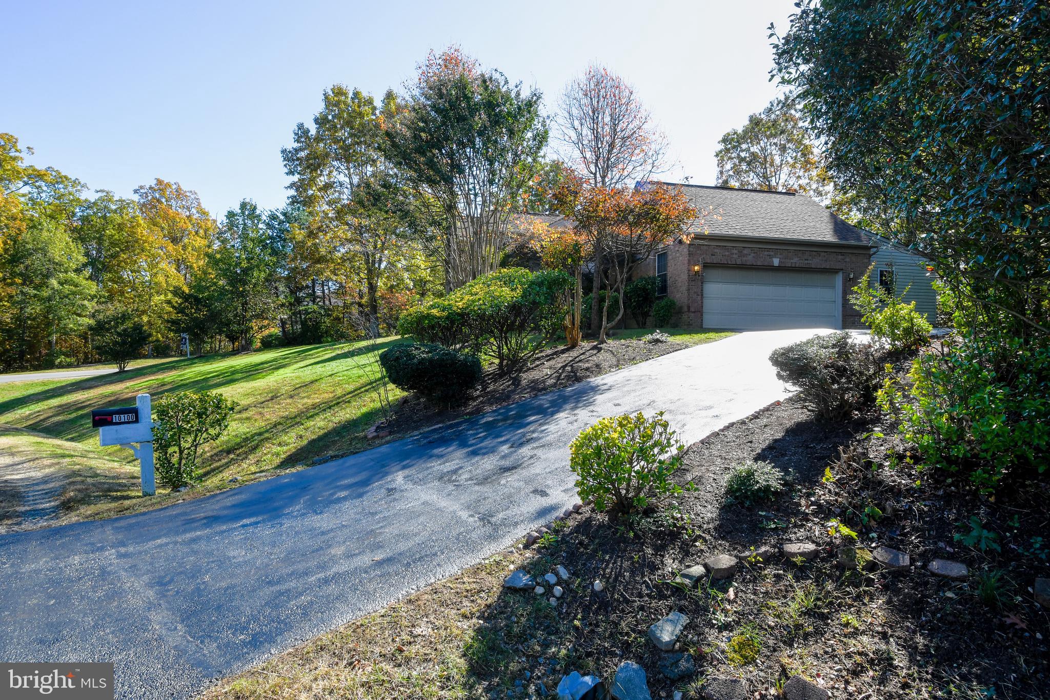 COLECHESTER VILLAGE - Residential