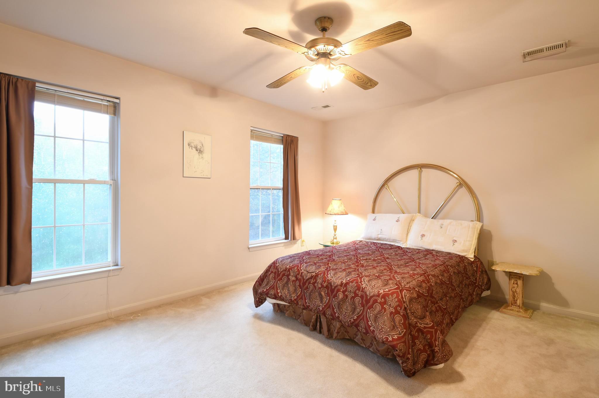 COLECHESTER VILLAGE - Residential