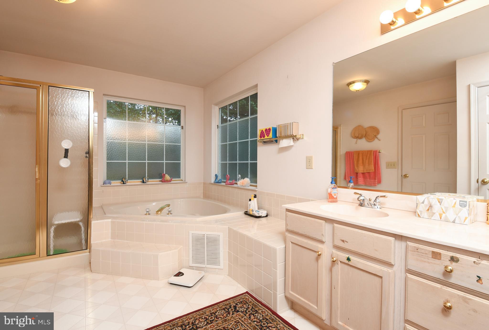 COLECHESTER VILLAGE - Residential