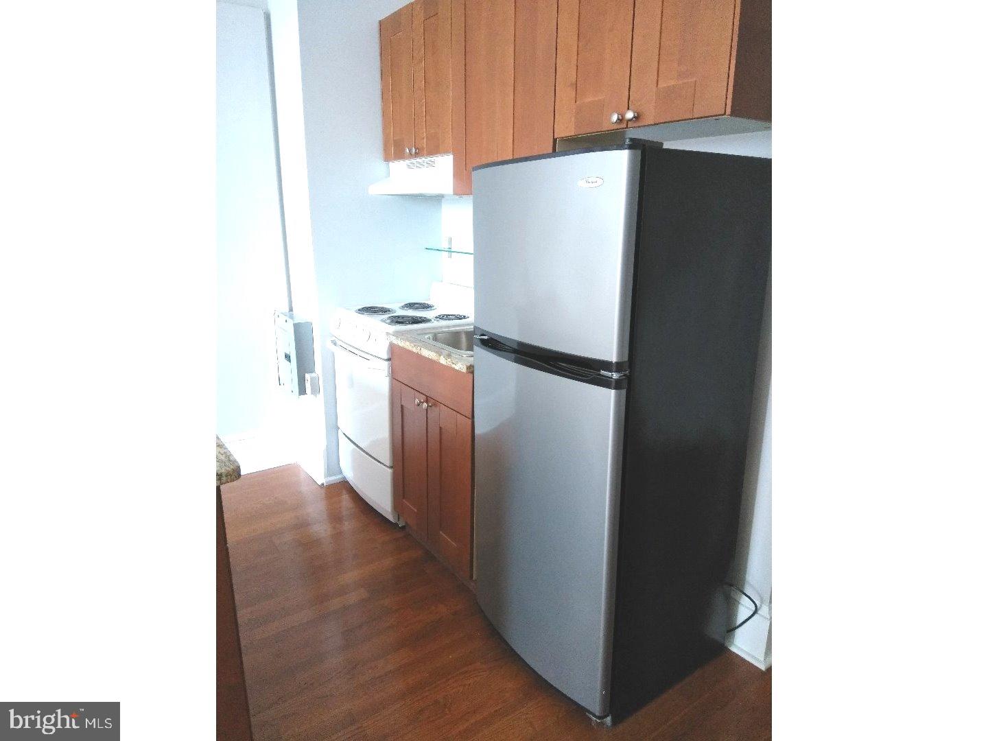 AVENUE OF THE ARTS - Residential Lease