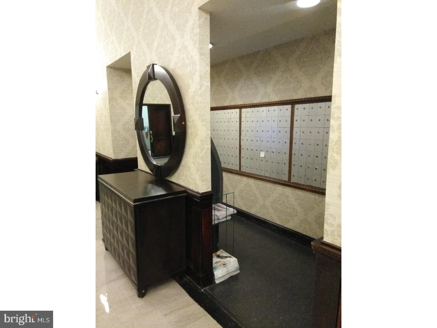 AVENUE OF THE ARTS - Residential Lease