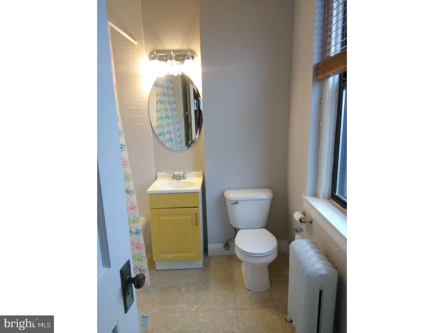 AVENUE OF THE ARTS - Residential Lease