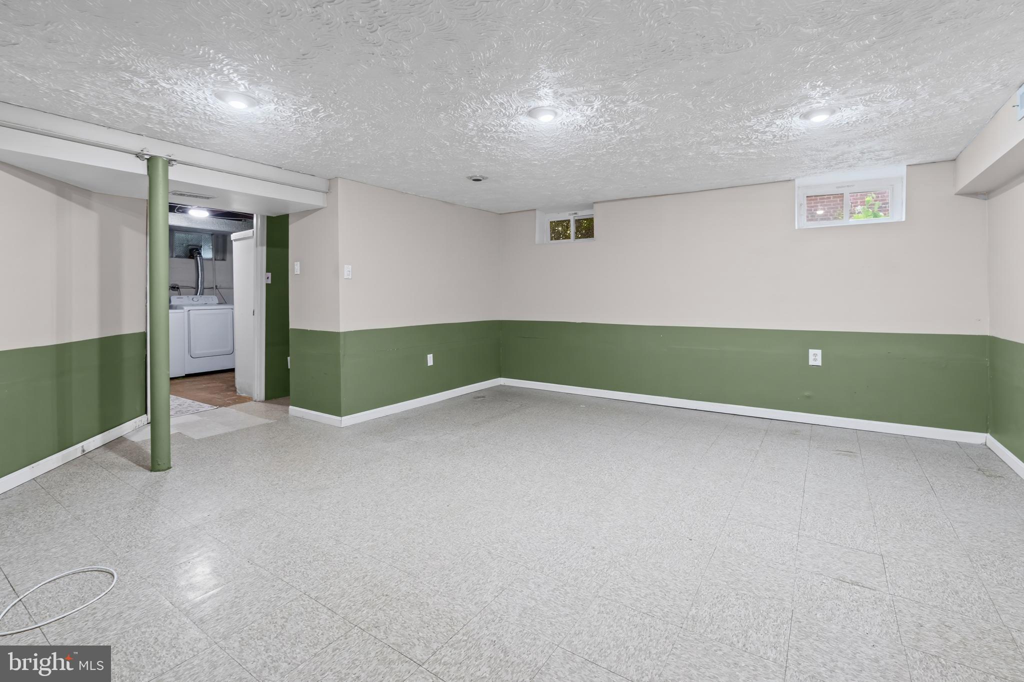 UPPER PARK HEIGHTS - Residential