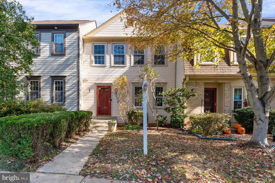 Stunning townhome that is surrounded by peaceful woods. The home is spacious for any family to enjoy a charming neighborhood and it's amenities. The community offers a pool for friends and family to enjoy a hot summer day in. The home was recently renovated with new flooring, granite countertops, custom cabinets, and lighting fixtures in the kitchen. Freshly painted living room with updated lighting connections. A complete remodel of powder room and upstairs guest bathroom with many more renovations. A beautiful Primary Bedroom with En Suite and two additional bedrooms for family and friends. The home is nestled in a gorgeous woodland landscape to enjoy a morning coffee out on the porch. Easy access to toll road for commuting in and out of the area. Abundance of stores to shop and enjoy on a weekend out.