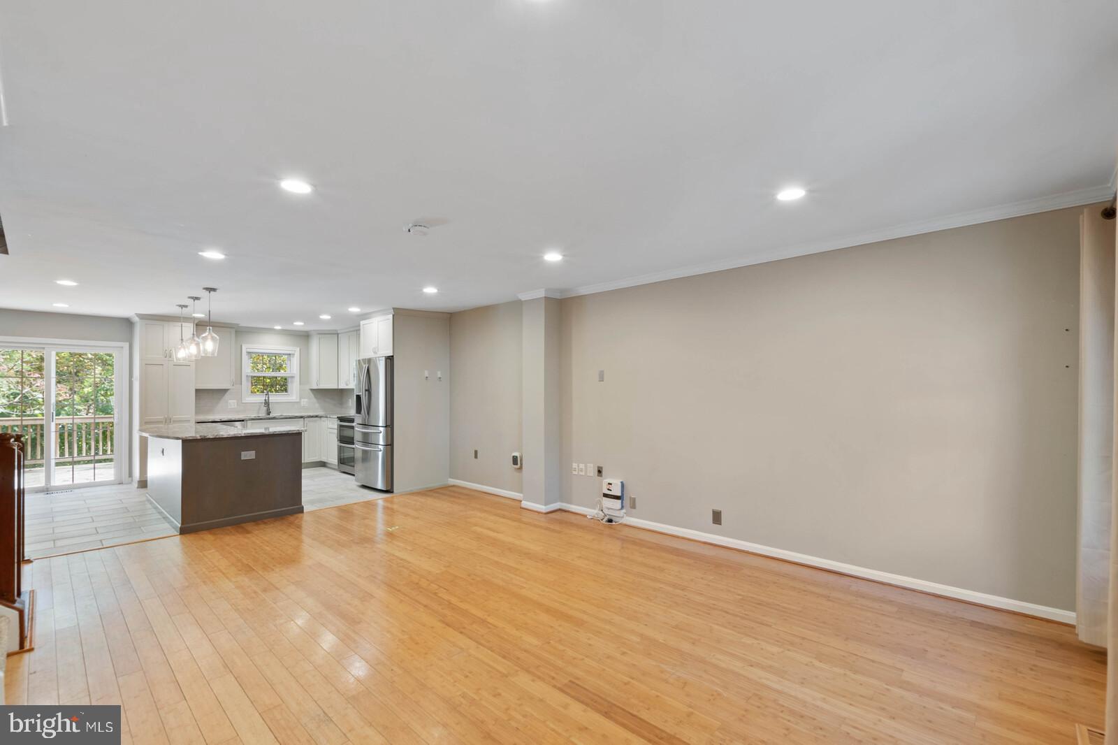 CARRIAGE GATE - Residential