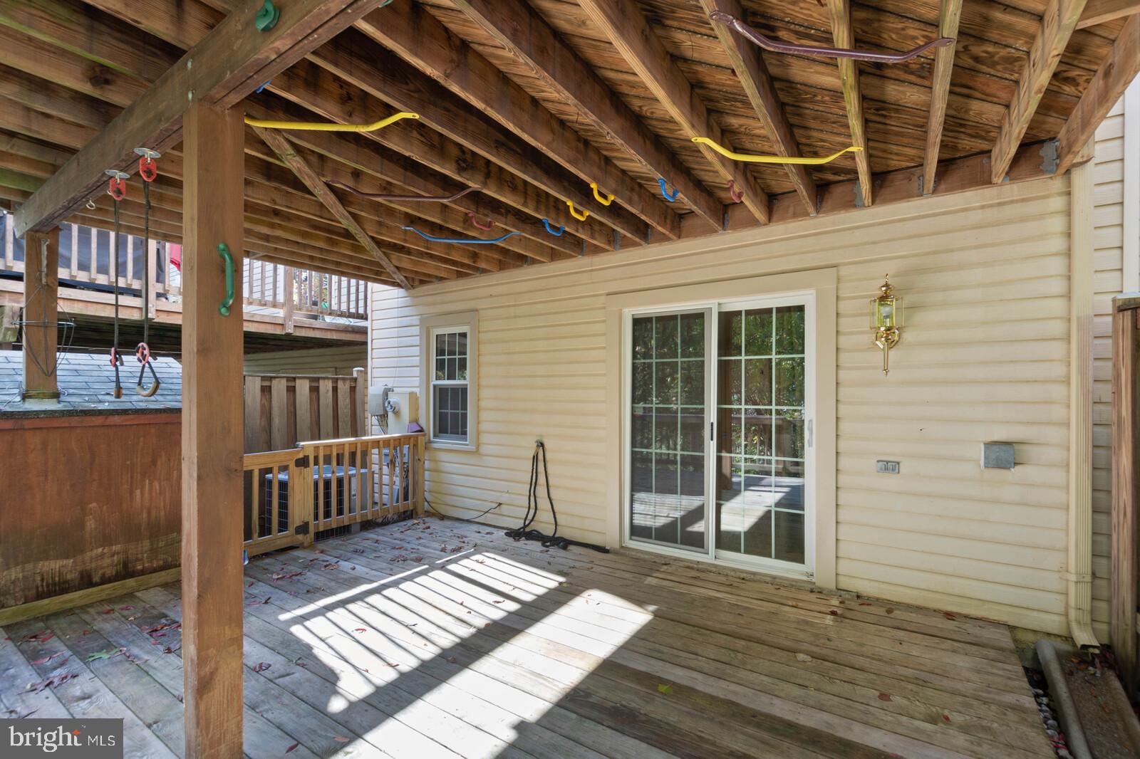 CARRIAGE GATE - Residential