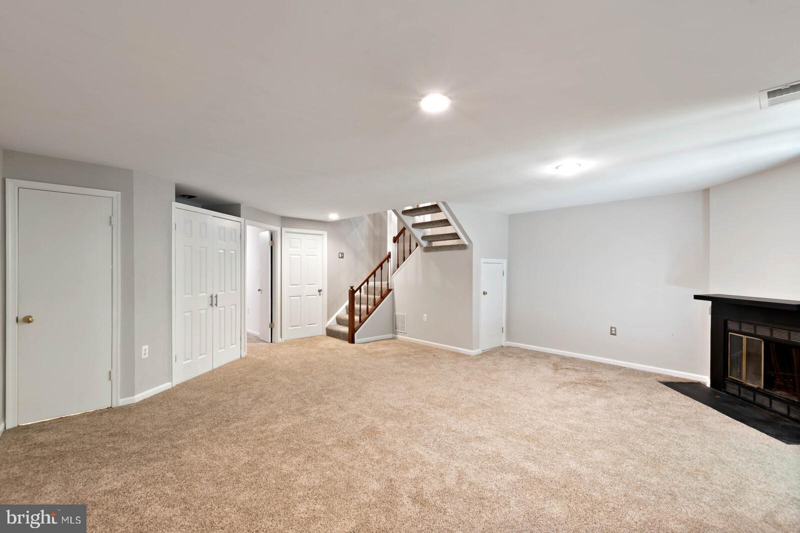 CARRIAGE GATE - Residential