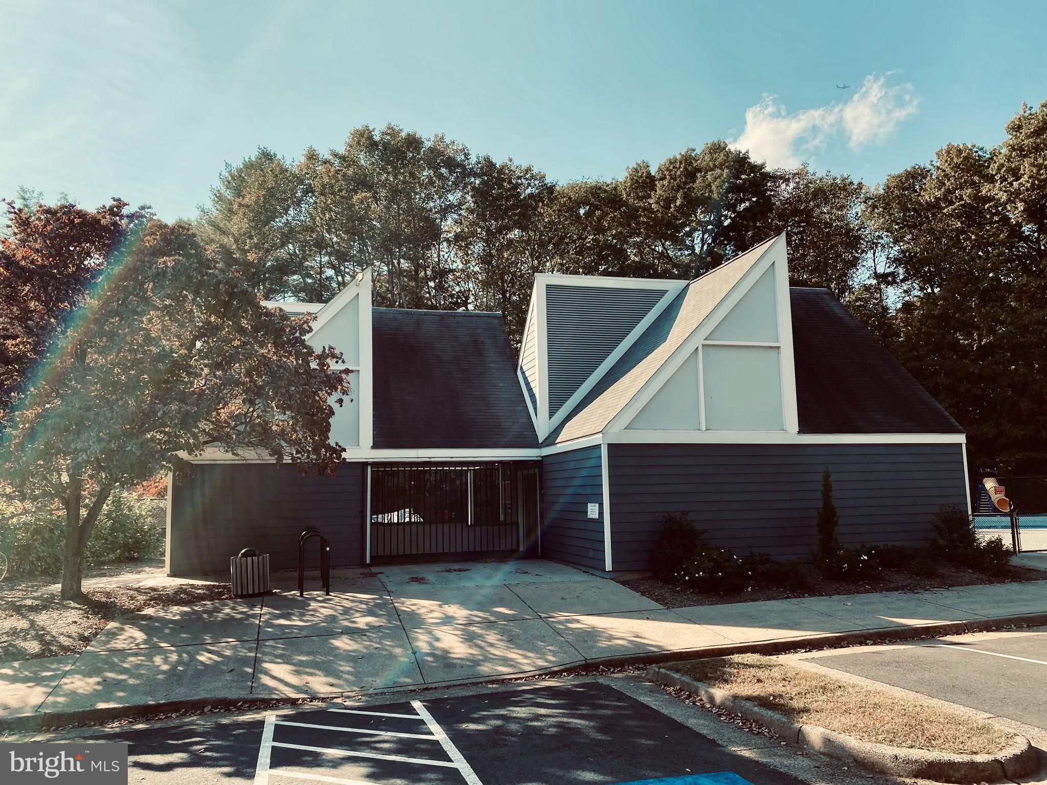 CARRIAGE GATE - Residential