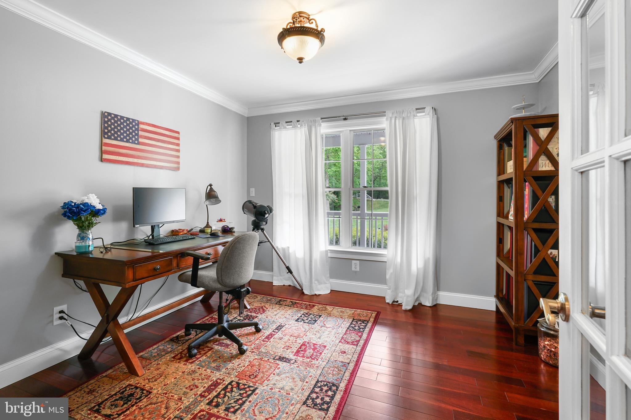 PARADISE PINES - Residential