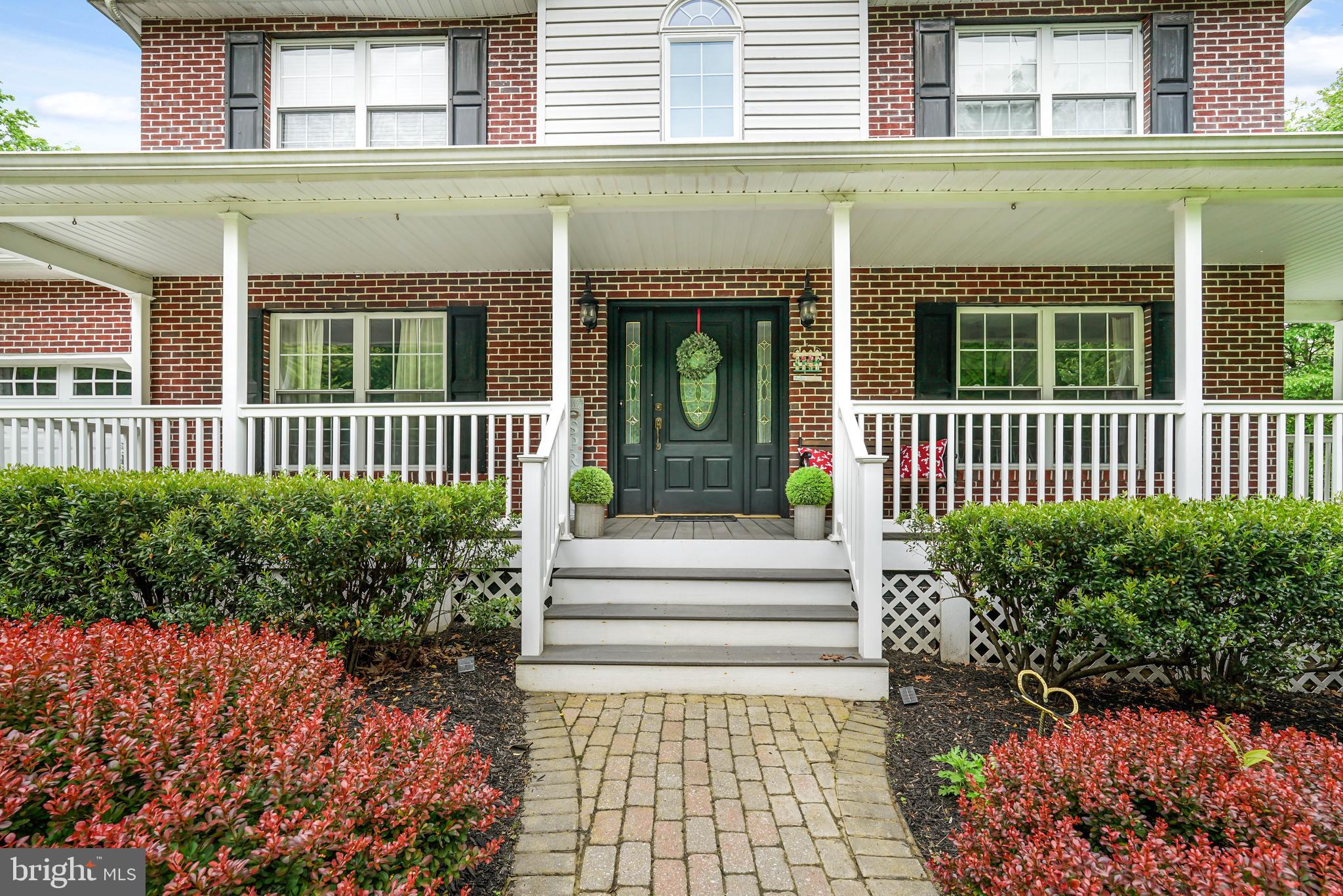 PARADISE PINES - Residential