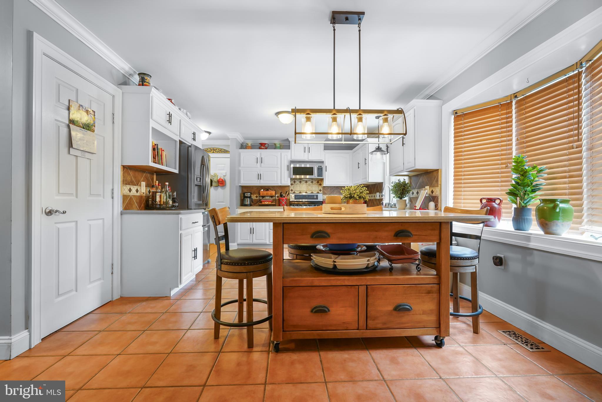 PARADISE PINES - Residential