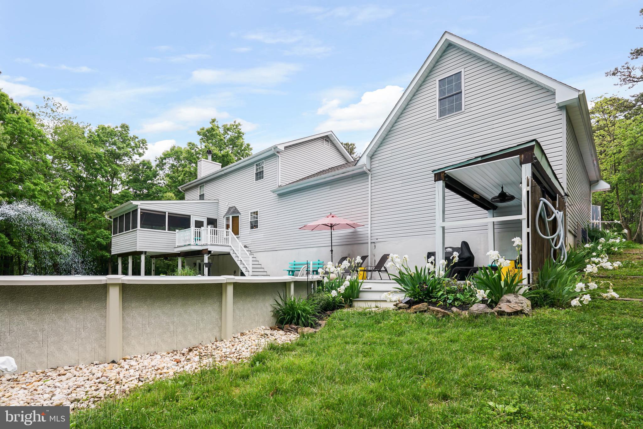 PARADISE PINES - Residential