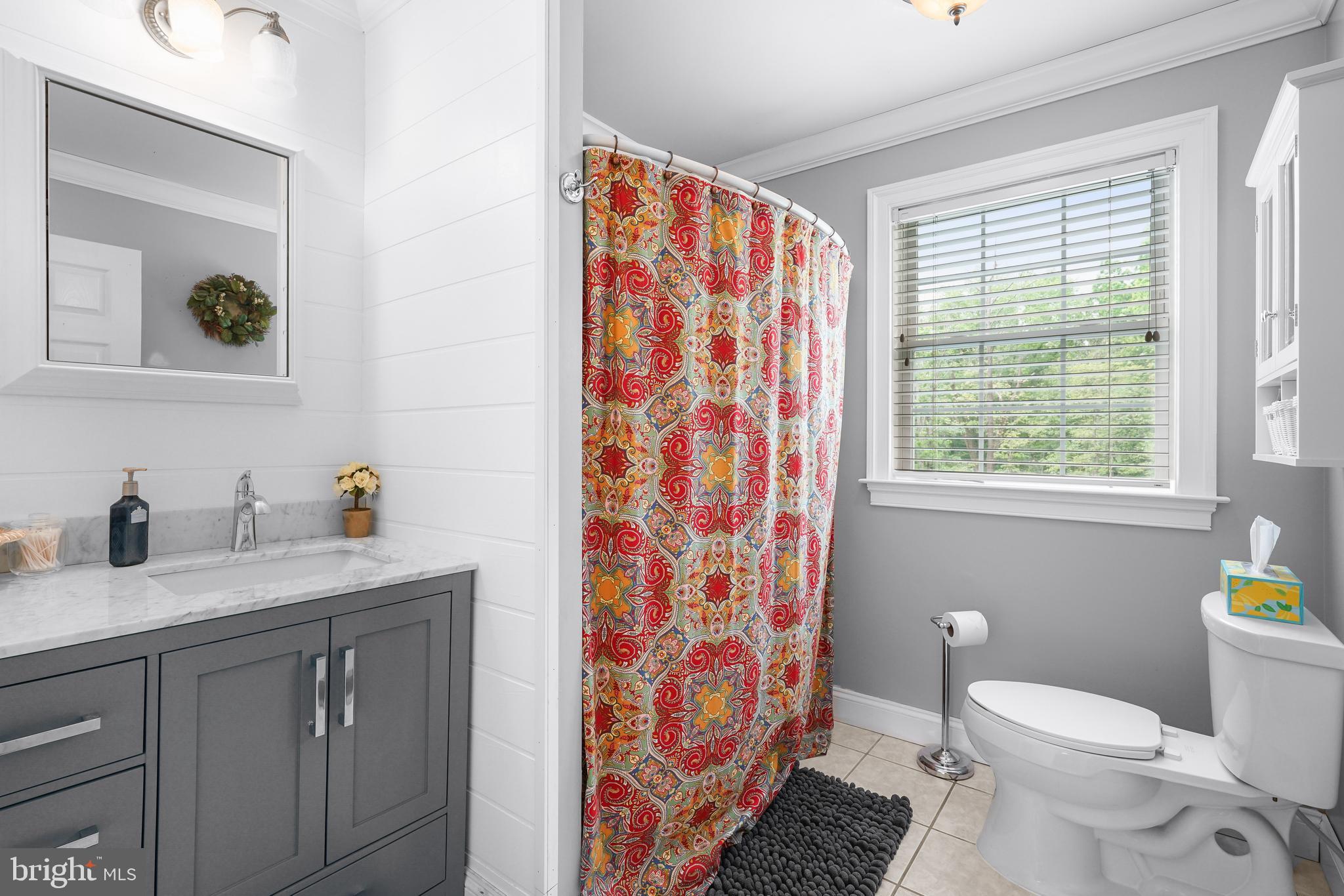 PARADISE PINES - Residential