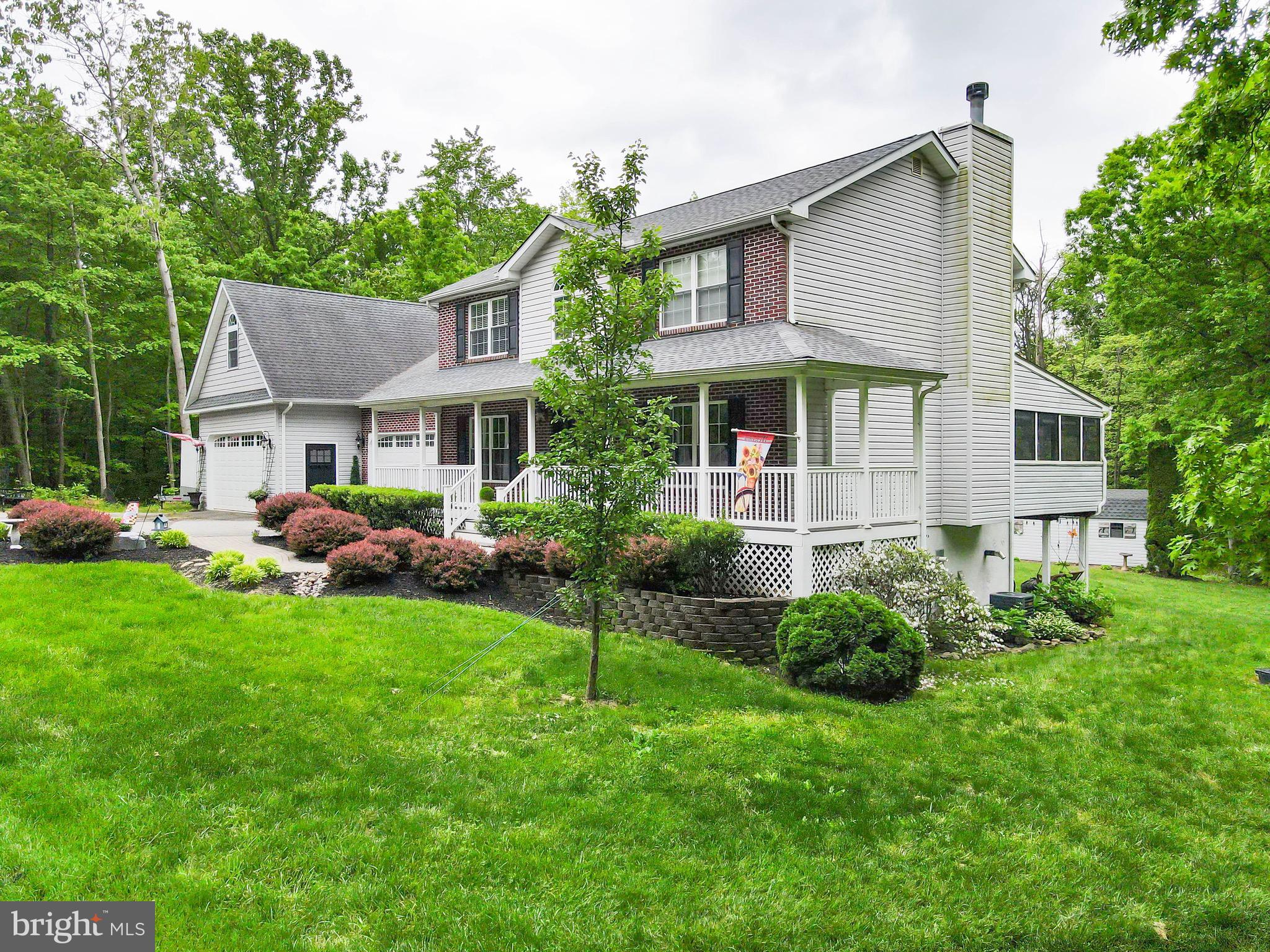 PARADISE PINES - Residential