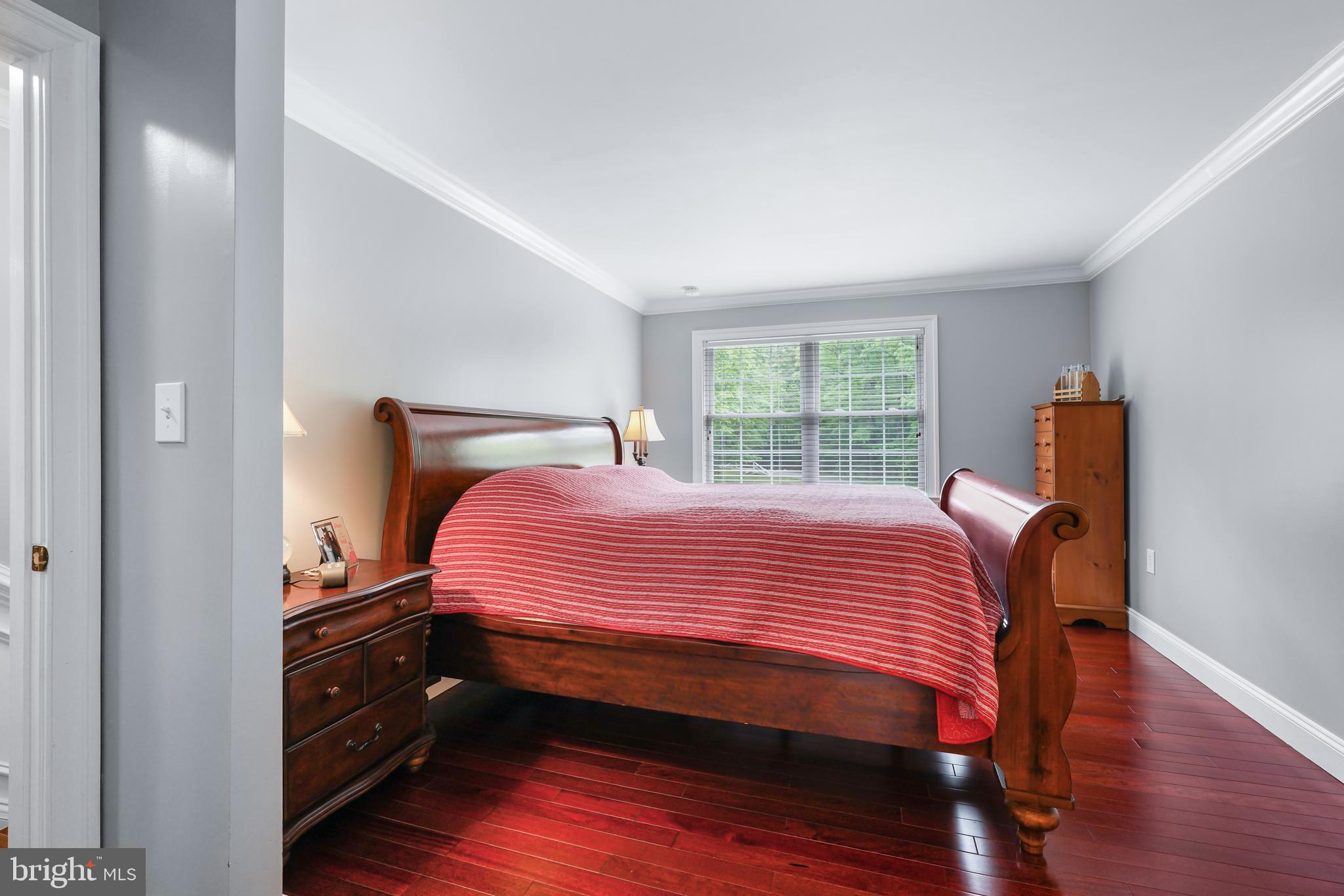 PARADISE PINES - Residential