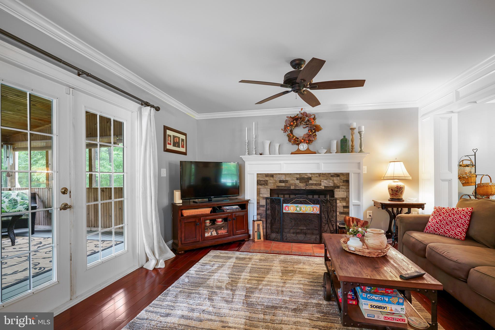 PARADISE PINES - Residential