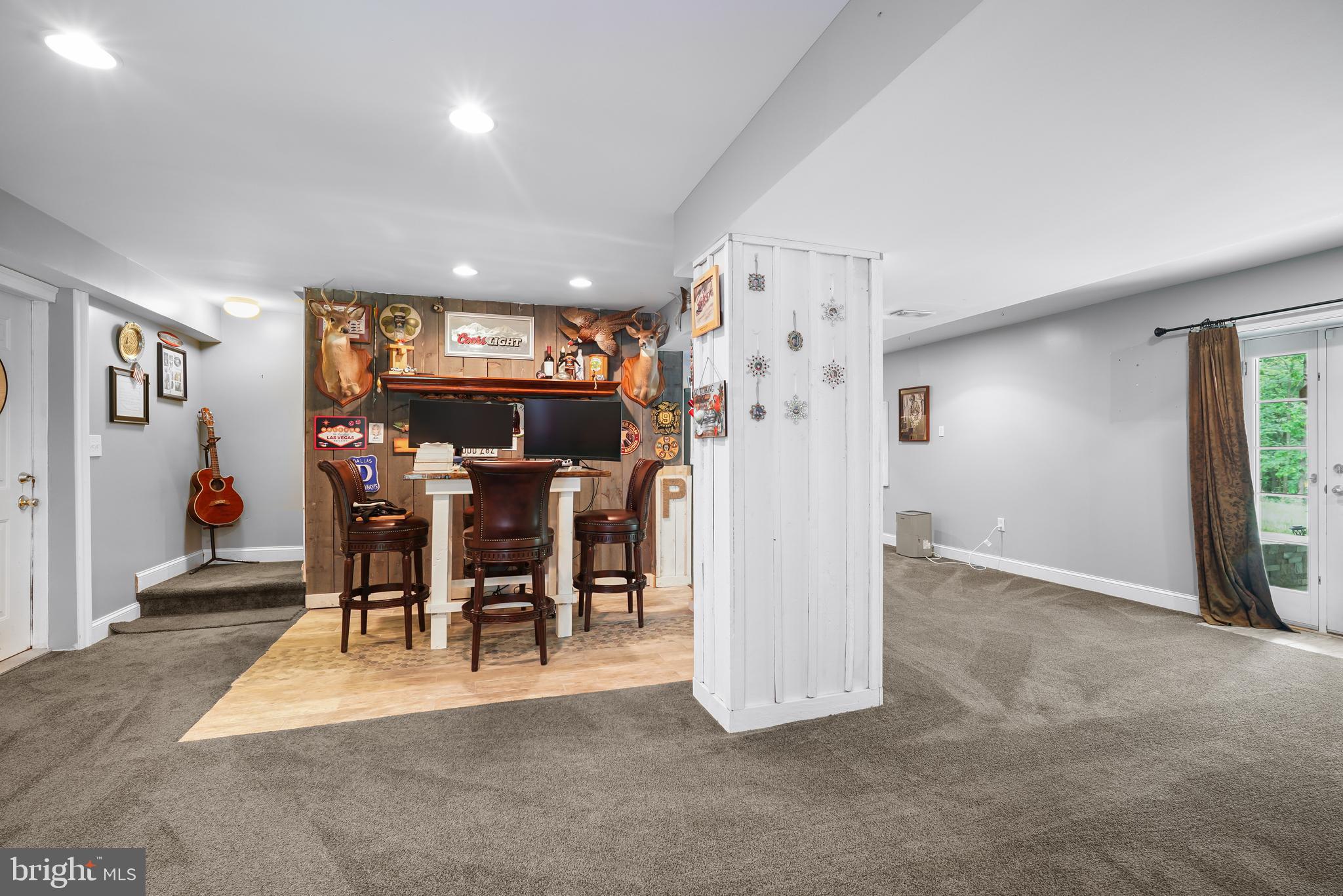 PARADISE PINES - Residential