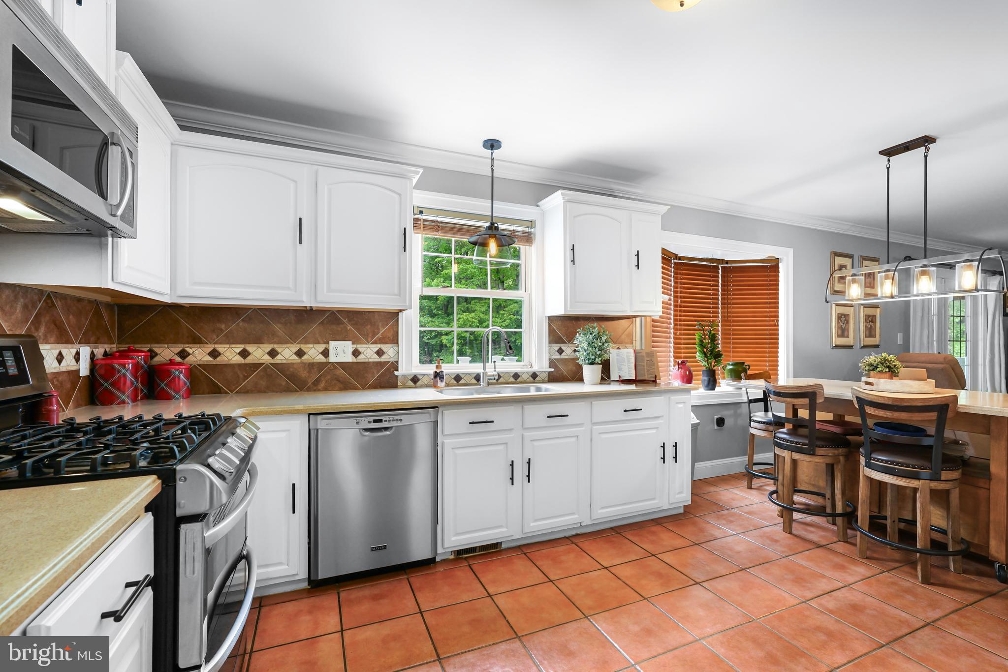 PARADISE PINES - Residential