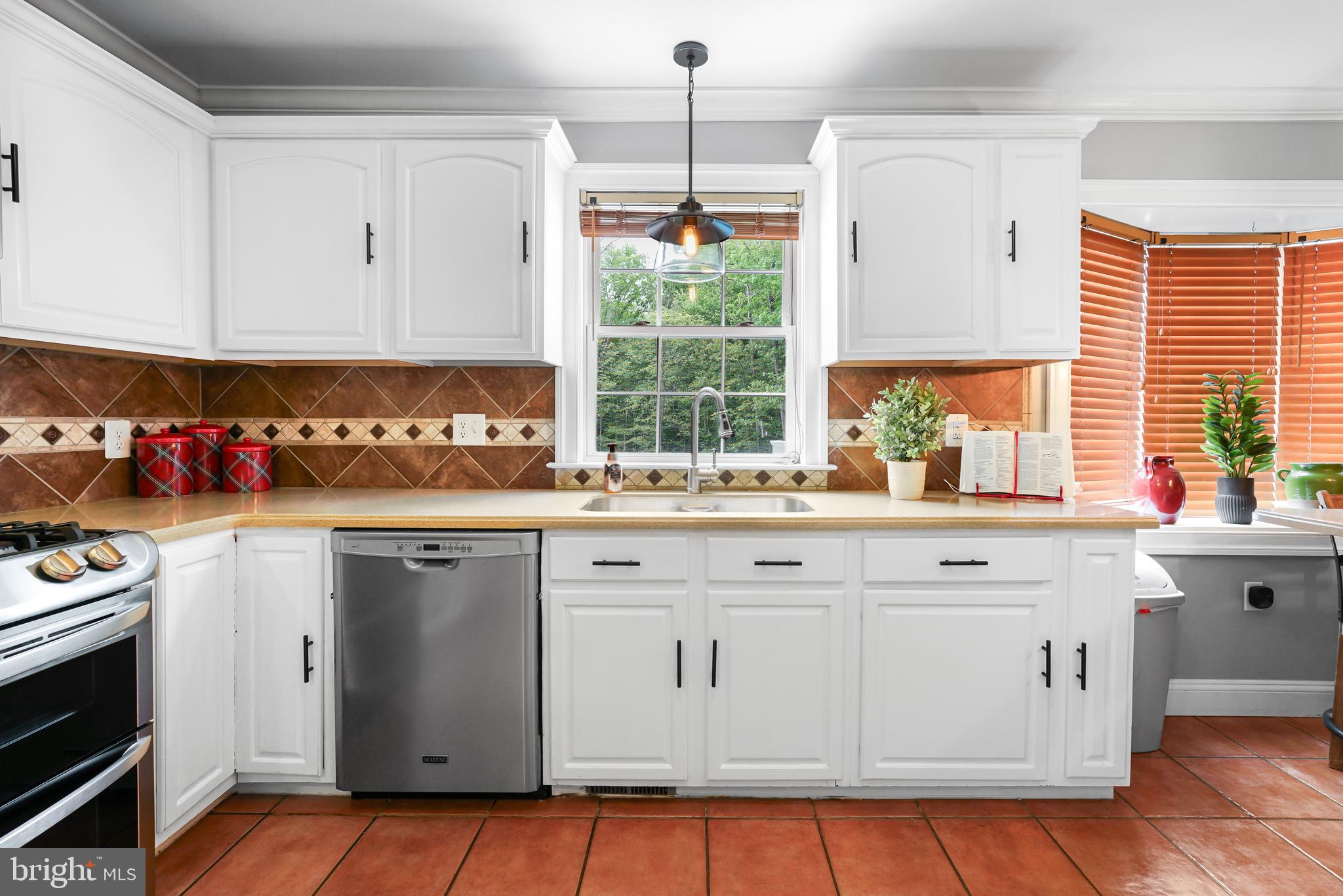 PARADISE PINES - Residential