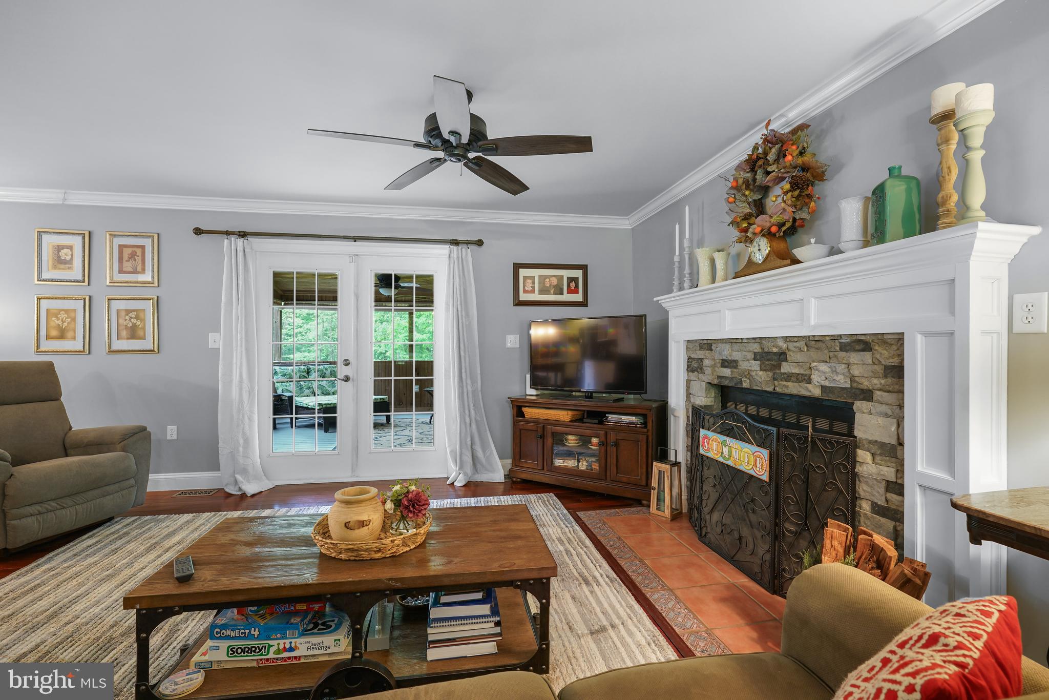 PARADISE PINES - Residential