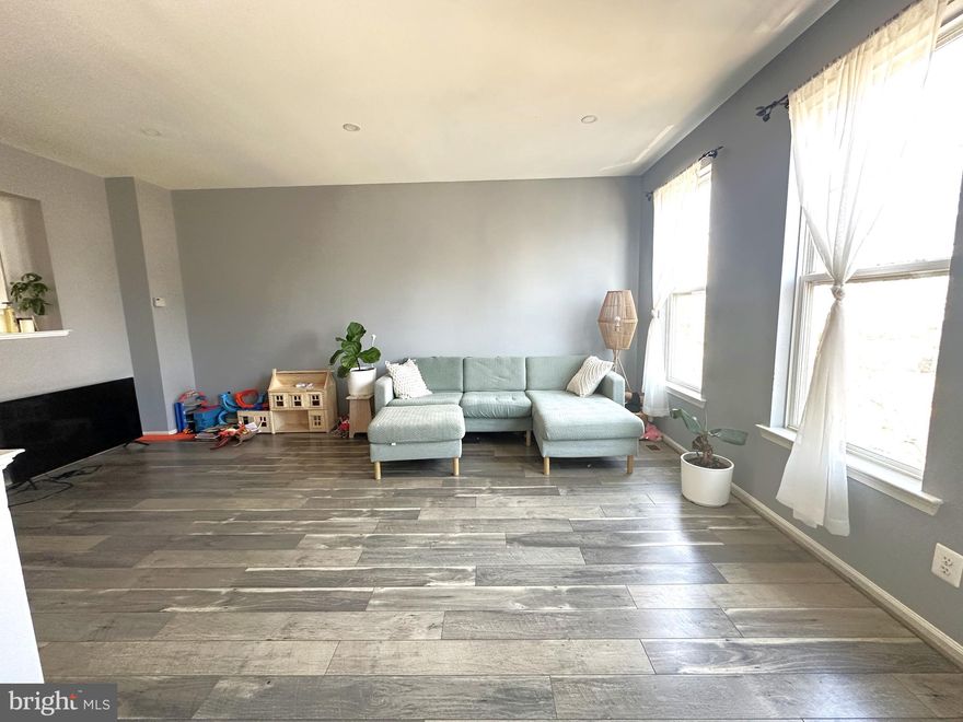 This charming NE Facing 3-bedroom, 2.5 Bath townhome with a 1-car garage is ready for occupancy from 1st APRIL. Nestled in the heart of Broadlands, it offers both comfort and convenience.

Entry Level Features : Laundry, garage access, Half Bath , Cozy Rec / Family  room with a gas fireplace leads to open rear yard.
Main Level Features : Expansive Natural Light Filled living room,  and a well-appointed kitchen featuring Island with cabinet, stainless steel appliances (gas cooking!), lots of  cabinets for storage,  pantry, and adjoining dining area.
Upper Level Features: King-sized primary suite with vaulted ceiling, ceiling fan, walk-in closet, and an attached luxury bath. Master Bath Features: Dual vanities, Soaking Tub and Half bath. Two additional bedrooms, a full Hallway bath, and a linen closet complete the space.

In proximity to Great Schools ( Hillside Elementary, Eagle Ridge Middle and Briar Woods High School) 
Enjoy a prime location close to shopping, community pool, and playgrounds. Plus, commuters will love the convenience—just 2.5 miles from the Metro Silver Line .

Don’t miss this incredible opportunity!