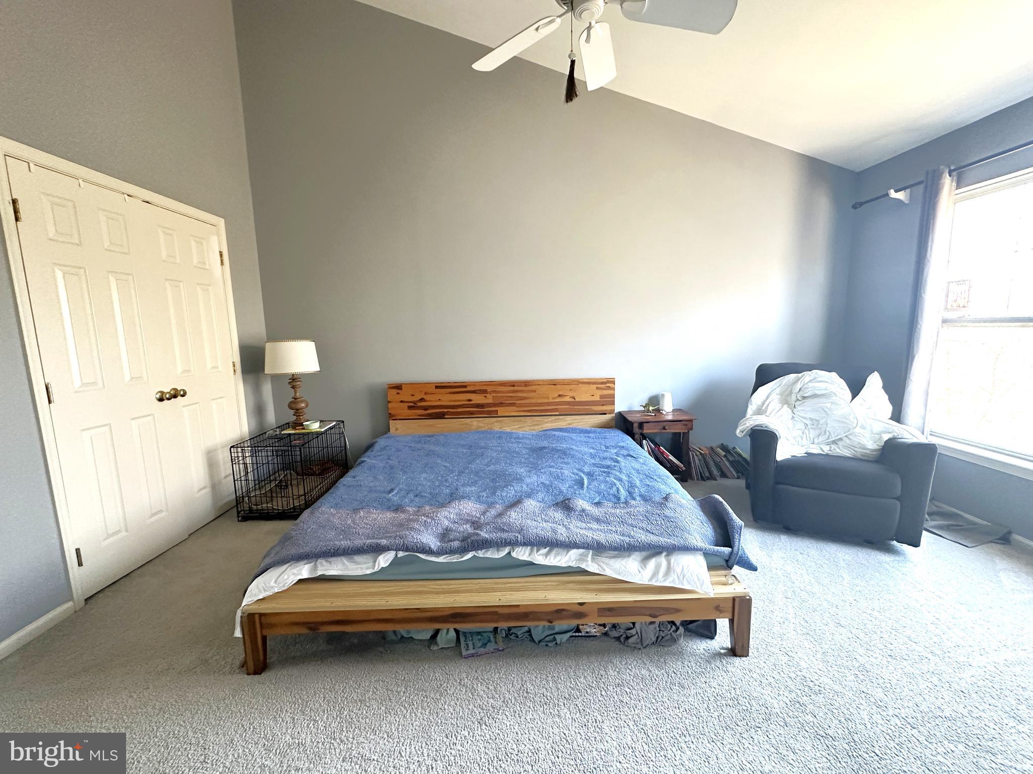 SIGNATURE AT BROADLANDS - Residential Lease