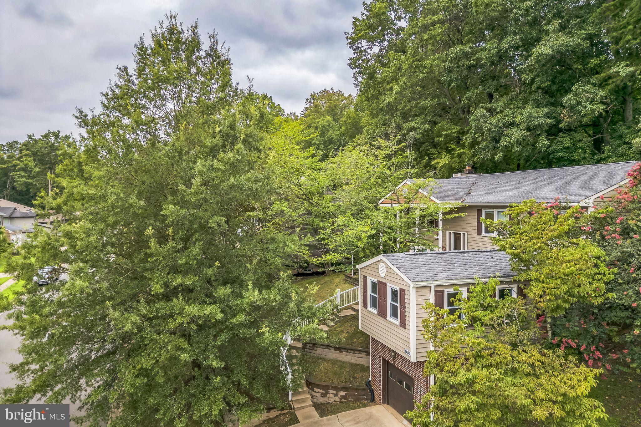 COUNTRY CLUB LAKE - Residential