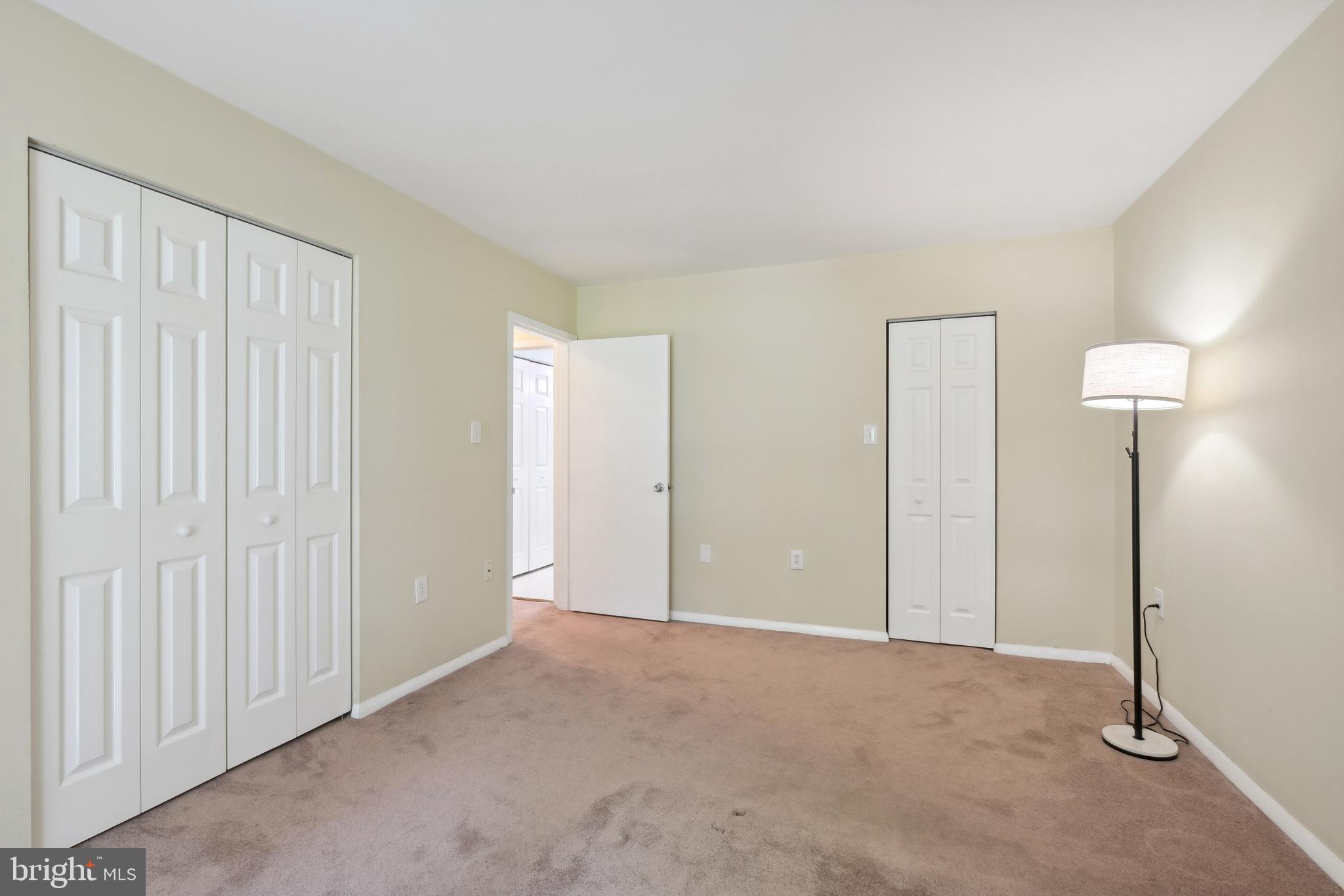 VILLA RIDGE CONDOMINIUM - Residential