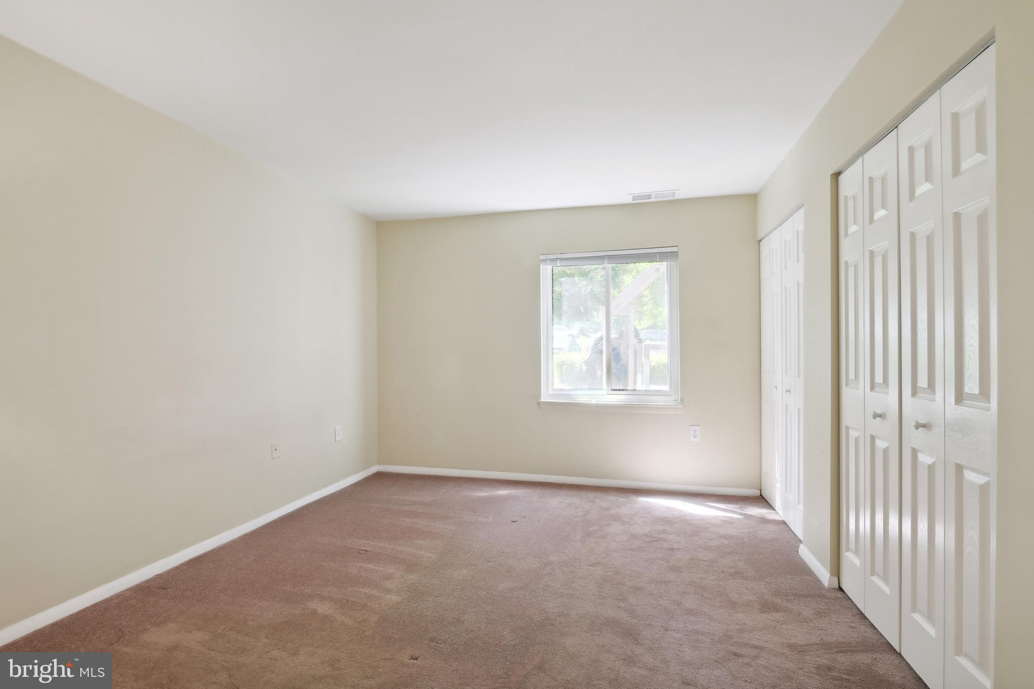 VILLA RIDGE CONDOMINIUM - Residential