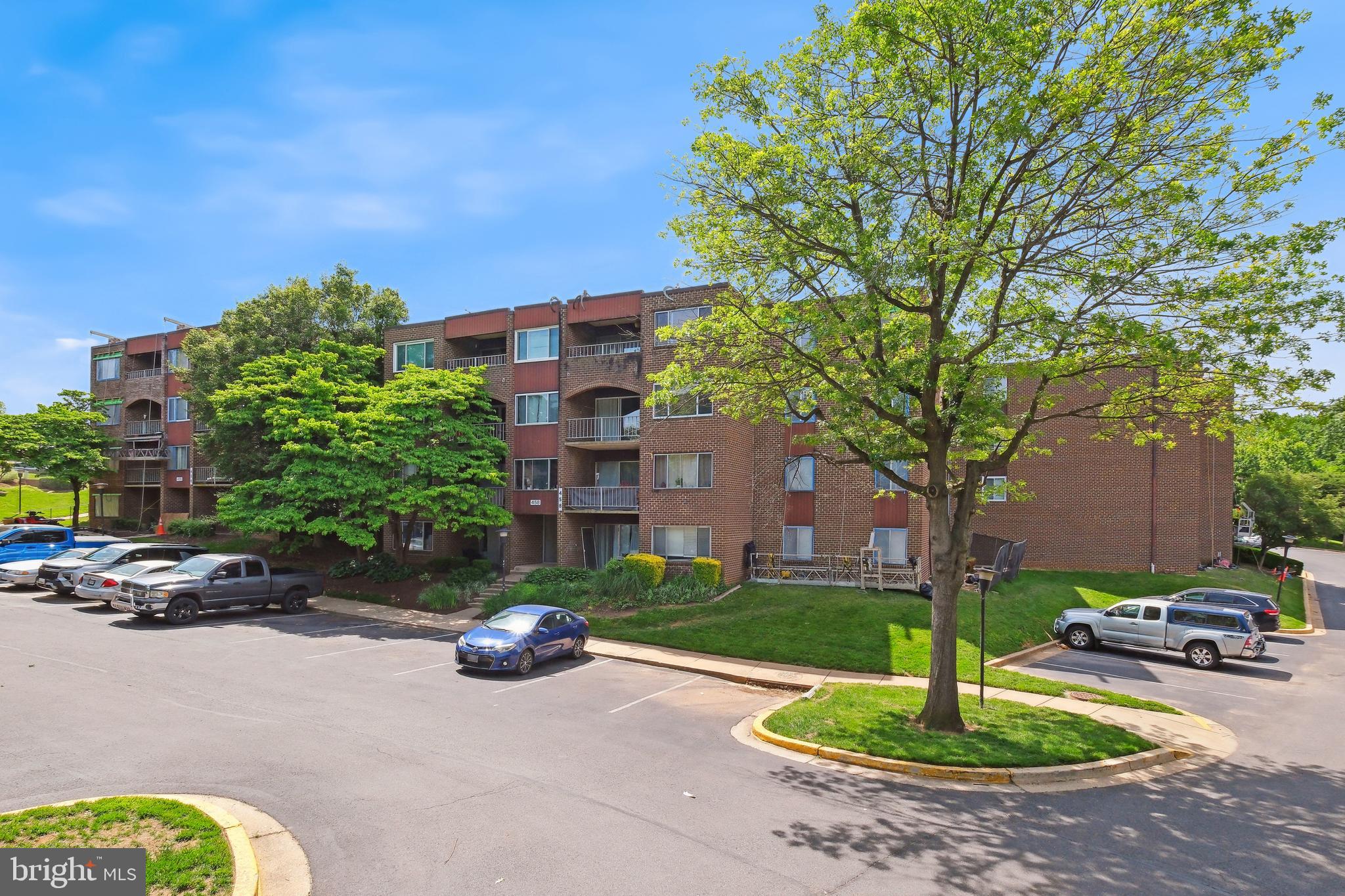 VILLA RIDGE CONDOMINIUM - Residential