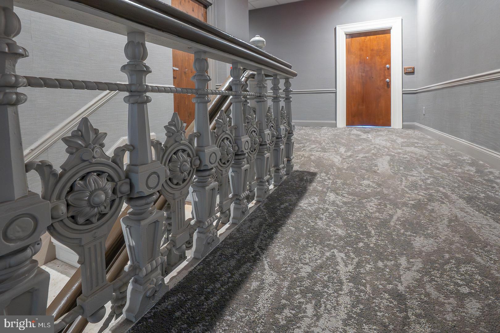 SOCIETY HILL - Residential