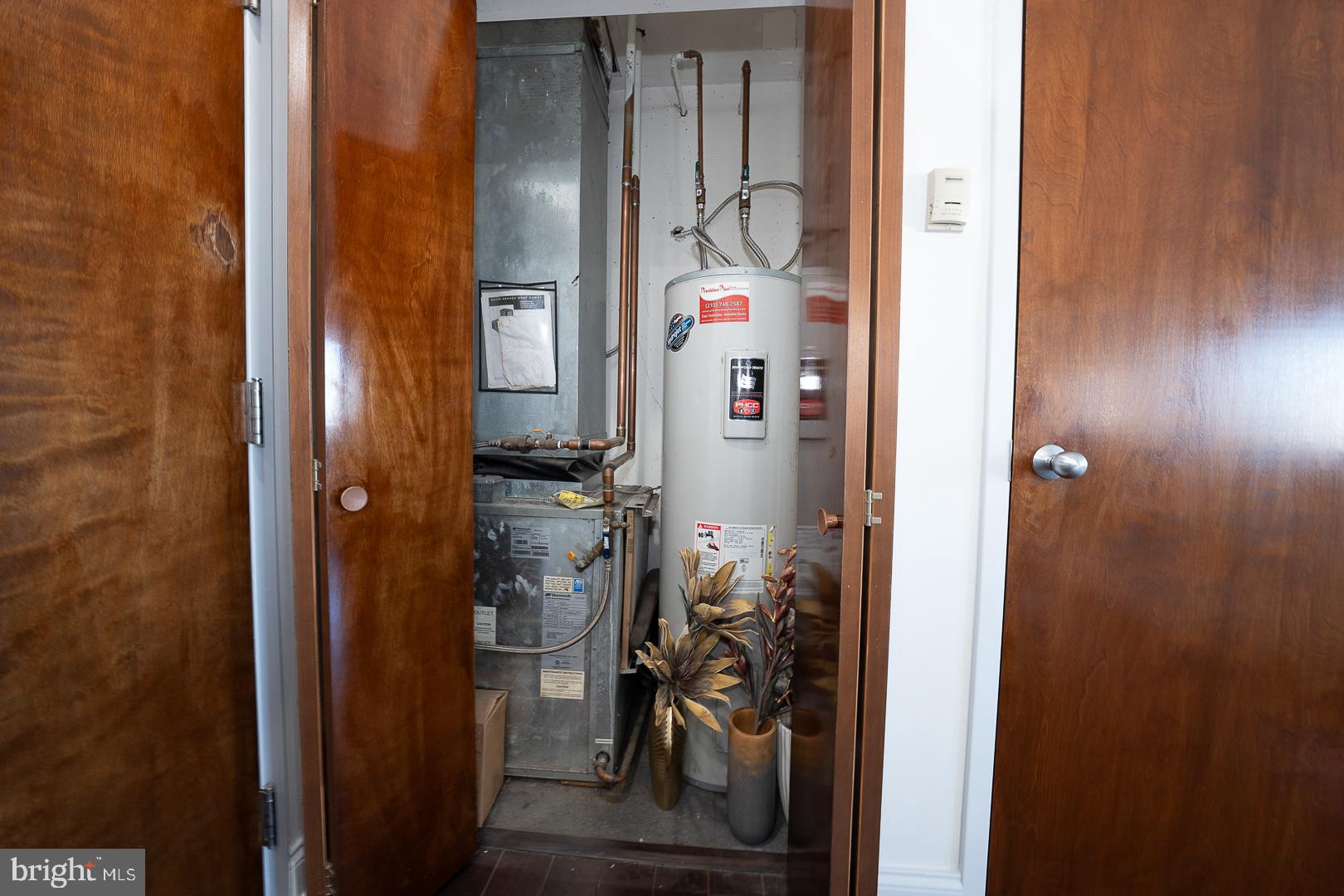 SOCIETY HILL - Residential