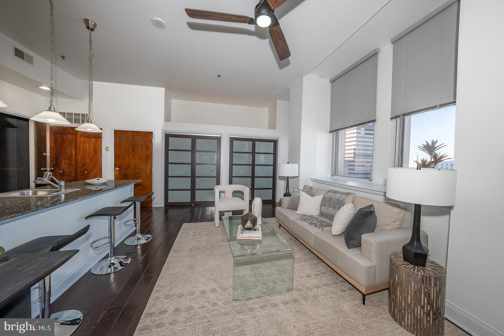 SOCIETY HILL - Residential