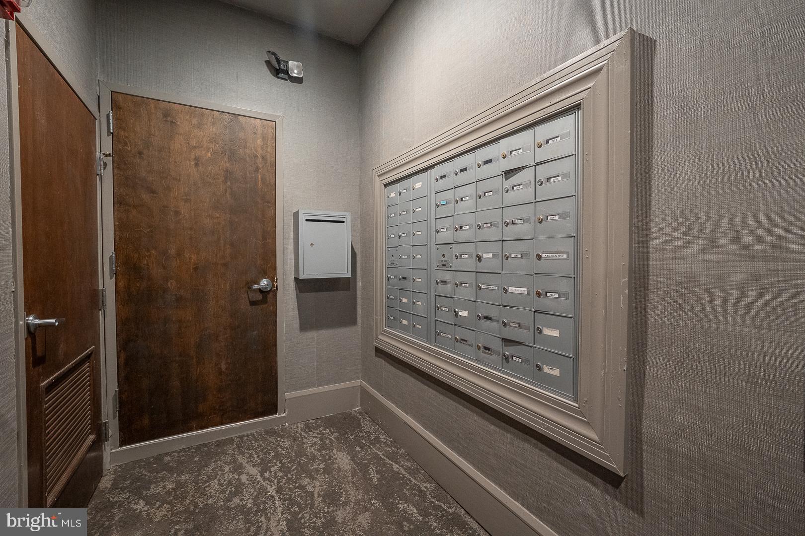 SOCIETY HILL - Residential