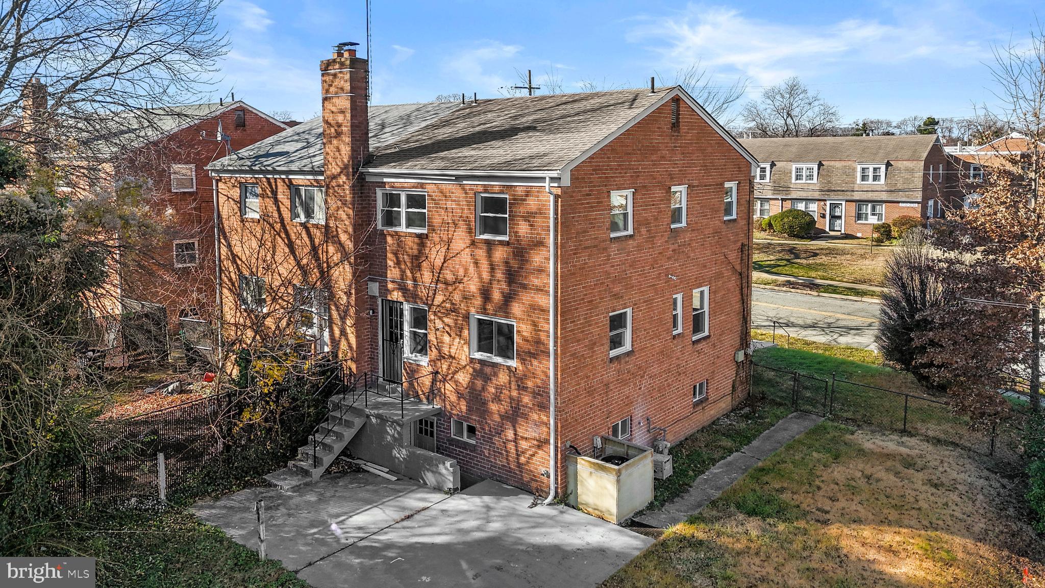 MARLOW HEIGHTS - Residential