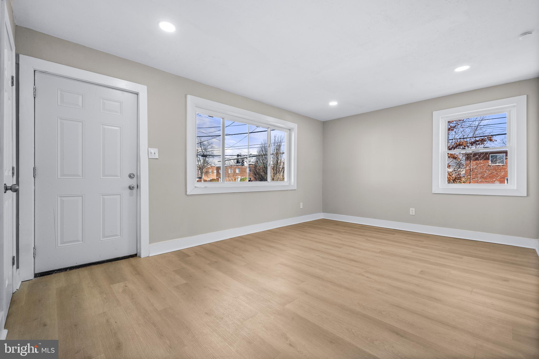 MARLOW HEIGHTS - Residential