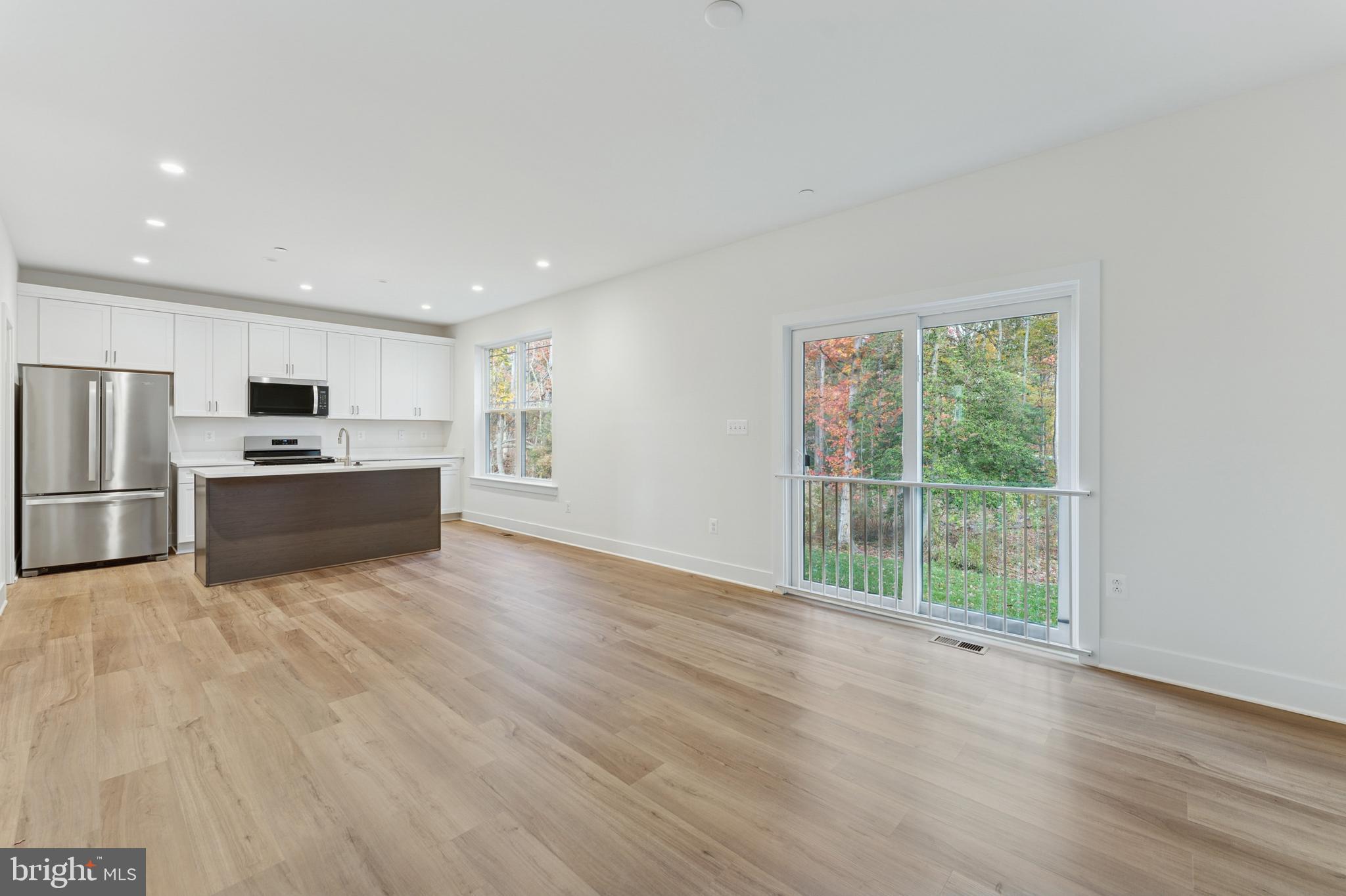 SABRINA PARK - Residential