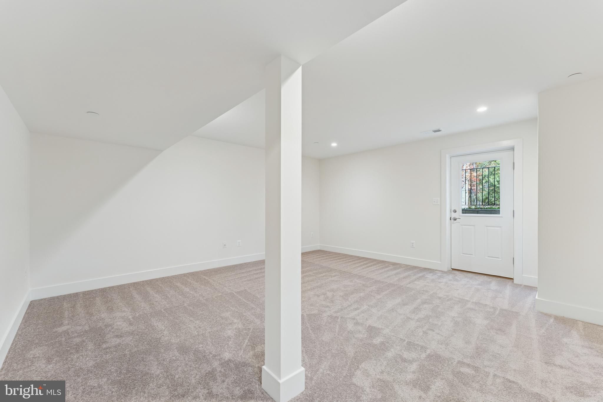 SABRINA PARK - Residential