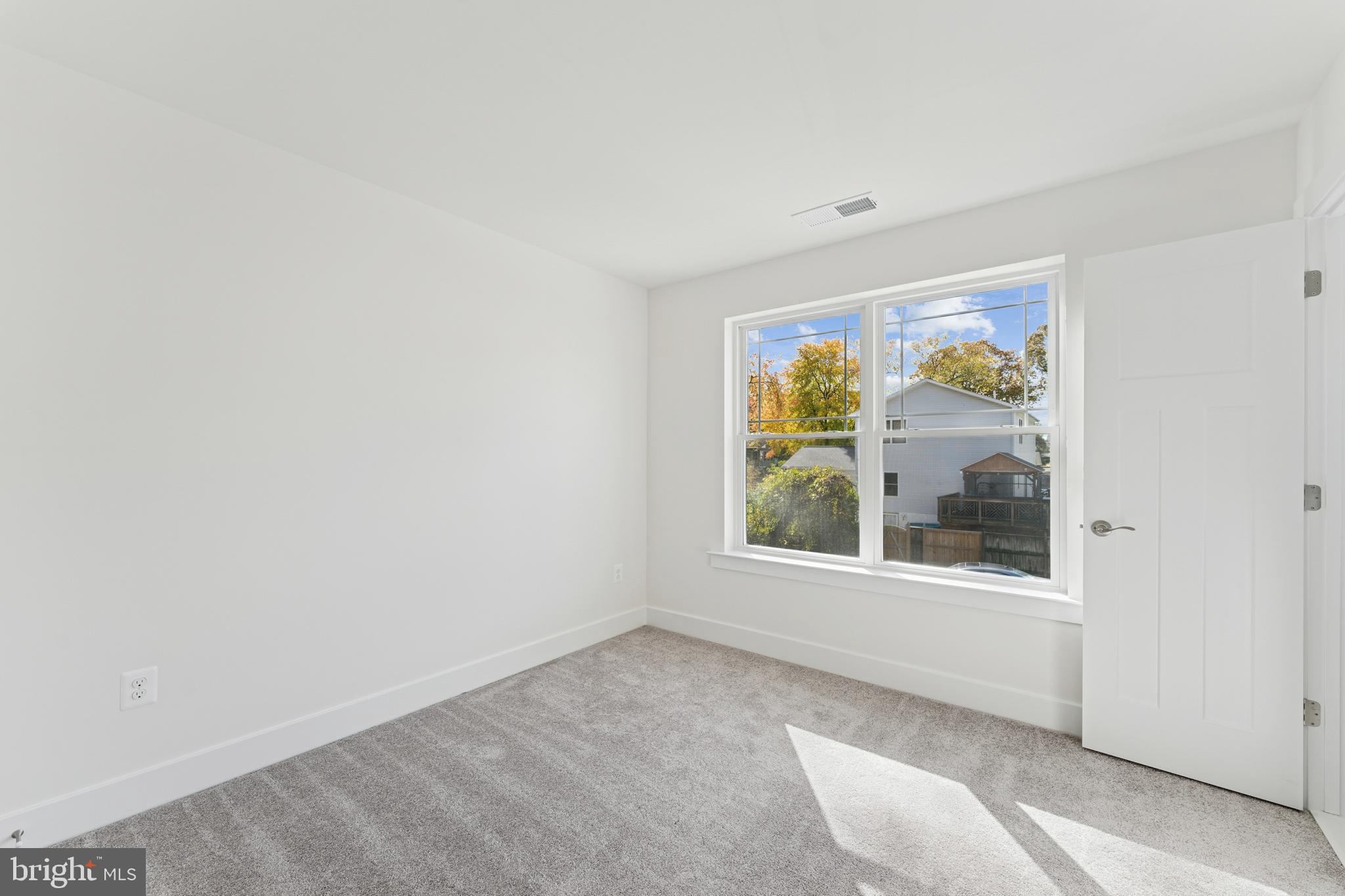 SABRINA PARK - Residential