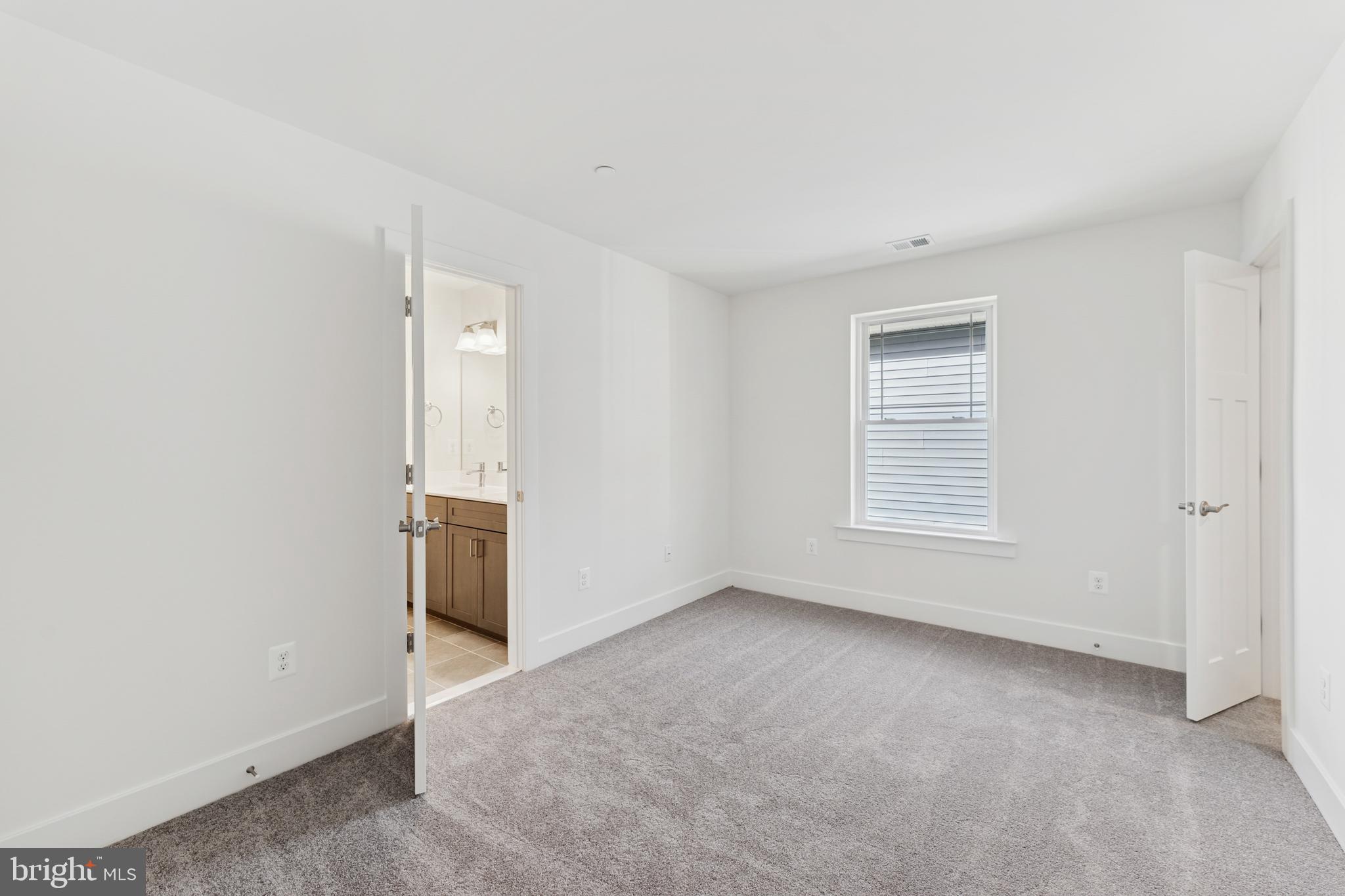 SABRINA PARK - Residential