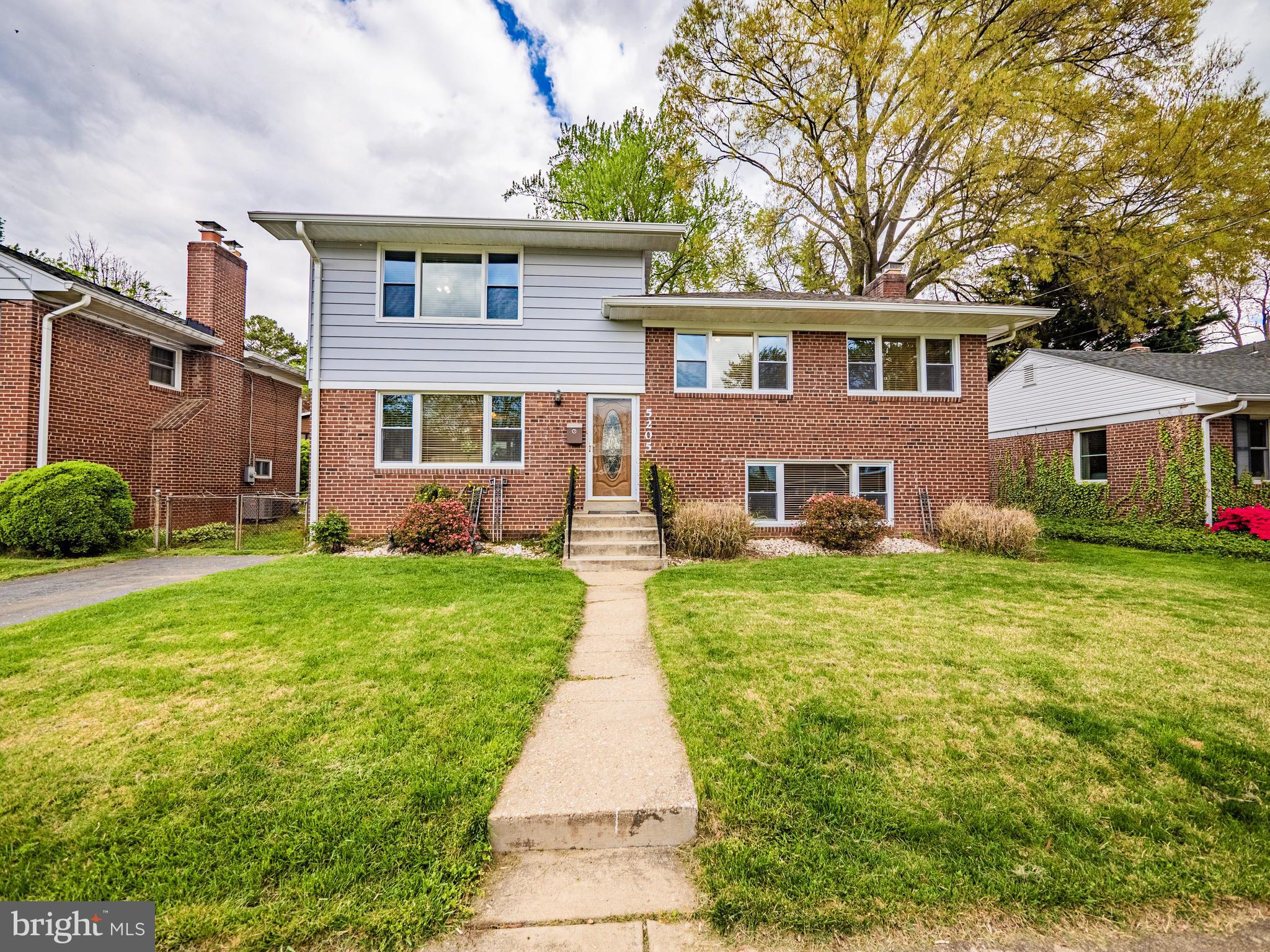 GARRETT PARK ESTATES - Residential