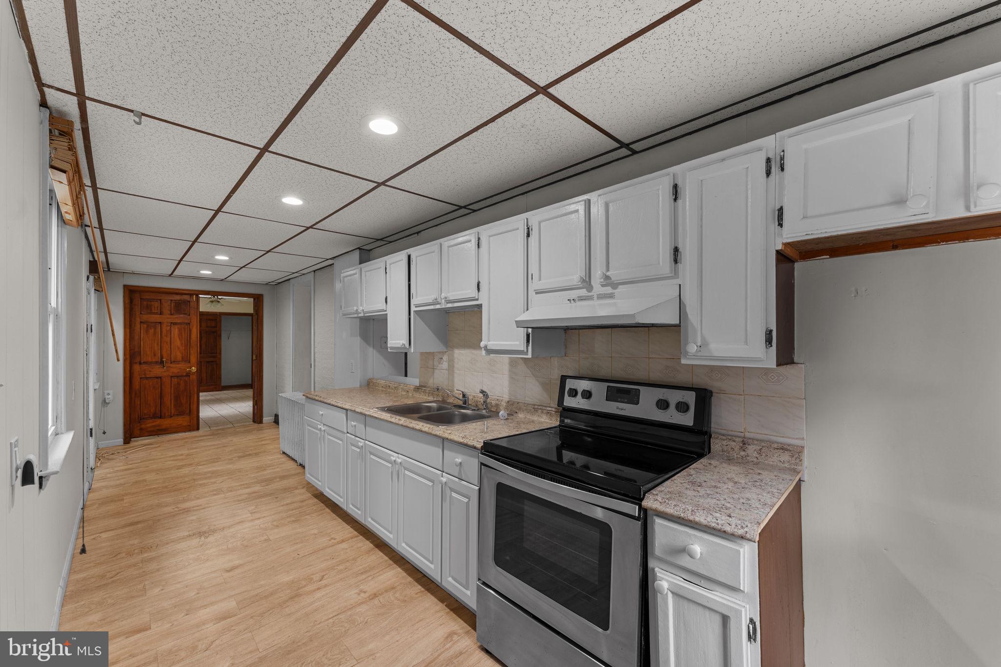 DOYLESTOWN - Residential