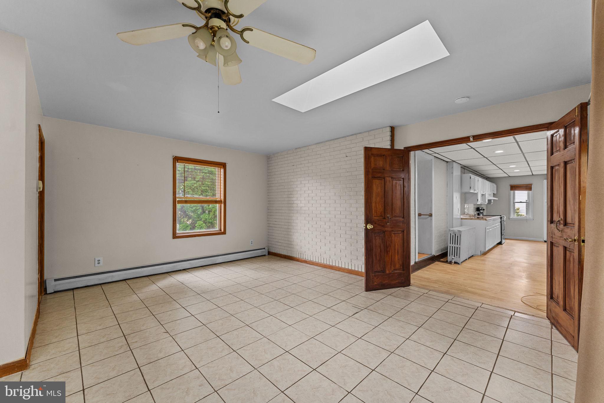 DOYLESTOWN - Residential