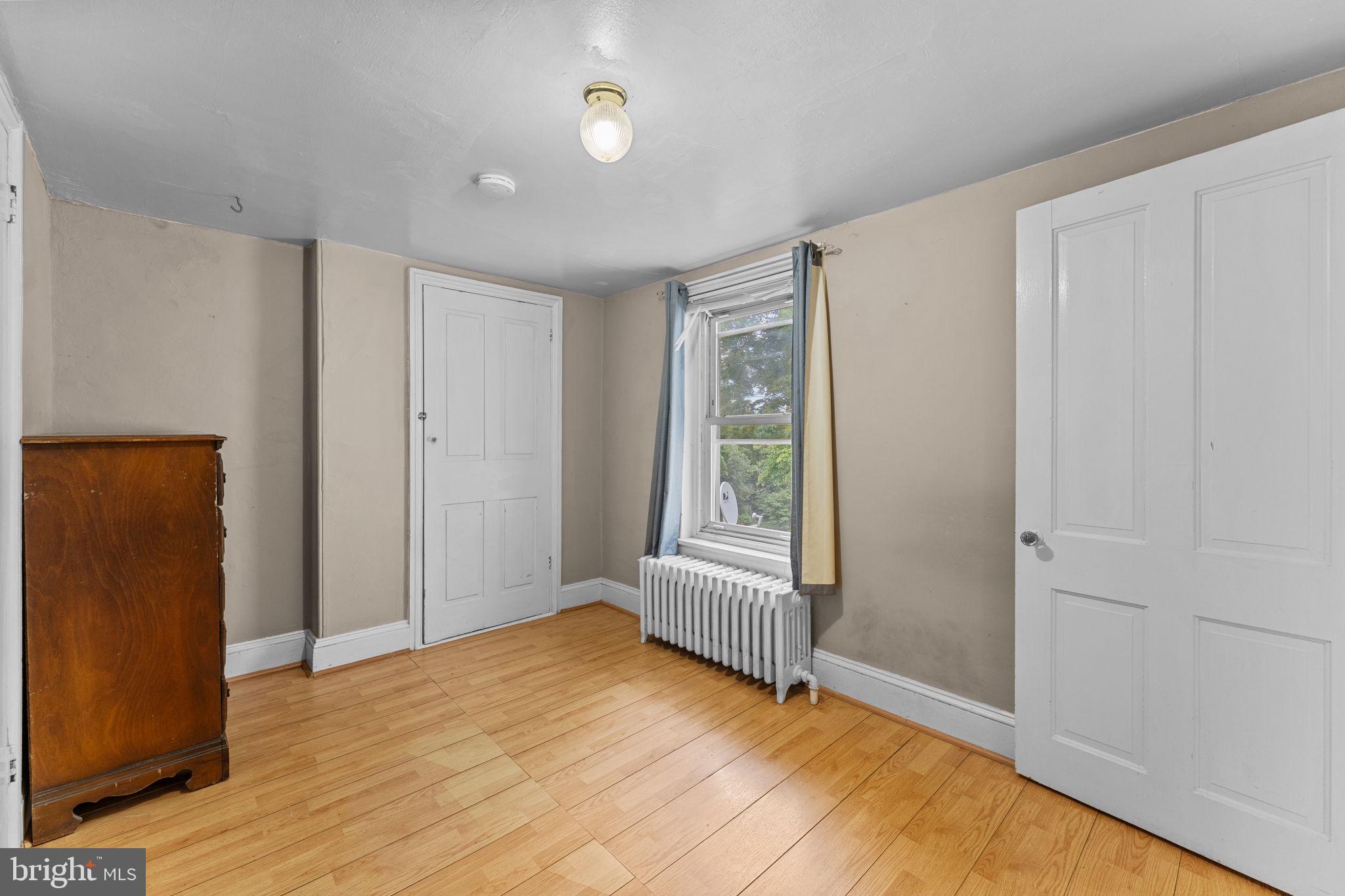 DOYLESTOWN - Residential