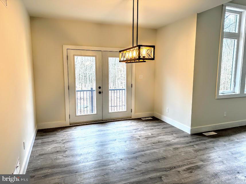 EAGLE ROCK RESORT - Residential