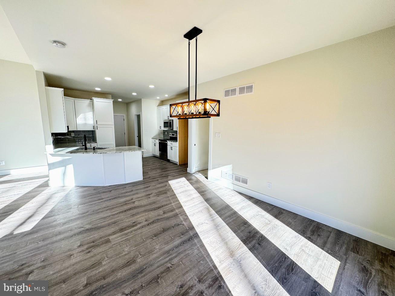 EAGLE ROCK RESORT - Residential