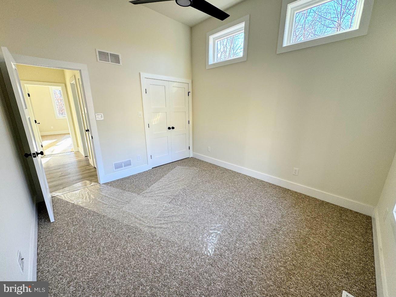 EAGLE ROCK RESORT - Residential